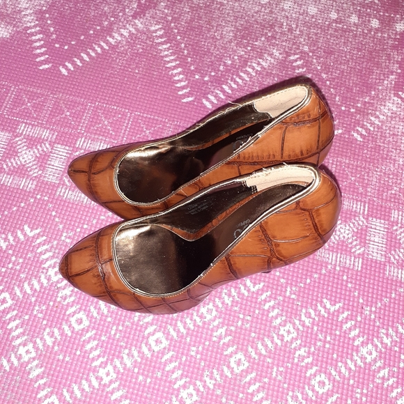 Print Stiletto Heels - Picture 5 of 6